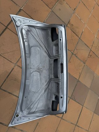Portón trasero fibra BMW M3 CSL