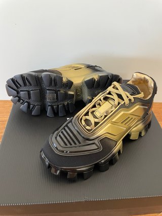 Prada Cloudbust Thunder Oro/Negro Edición Limitada