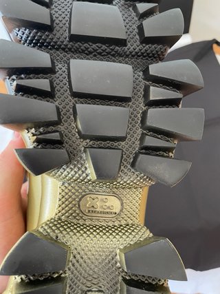 Prada Cloudbust Thunder Oro/Negro Edición Limitada