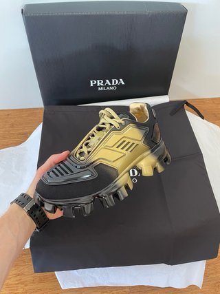 Prada Cloudbust Thunder Oro/Negro Edición Limitada