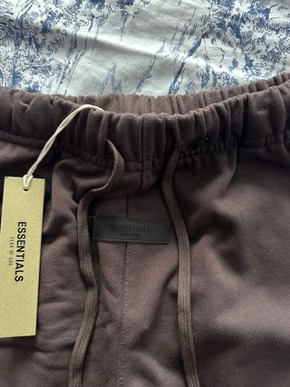 Essentials Pantalones Cortos Marrones