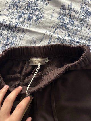 Essentials Pantalones Cortos Marrones