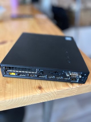 Lenovo ThinkCentre M910q Mini PC