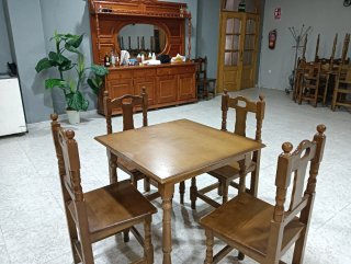 Mesa y 4 Sillas Comedor Madera