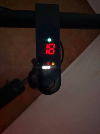 Patinete Eléctrico Xiaomi Negro , tiene un fallo