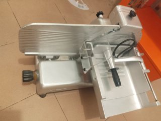 Cortadora MANCONI 350 V K-TC
