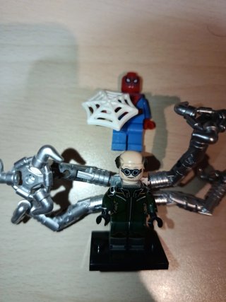 Doctor Octopus y Spiderman compatible