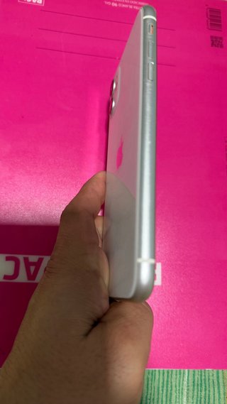 iPhone 11 Gris/Plateado