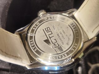 Lotus Multifunción Correa Blanca 41mm