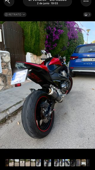 Kawasaki Z800 Negra y Roja