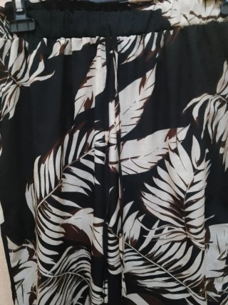 Pantalón Verano Estampado Hojas