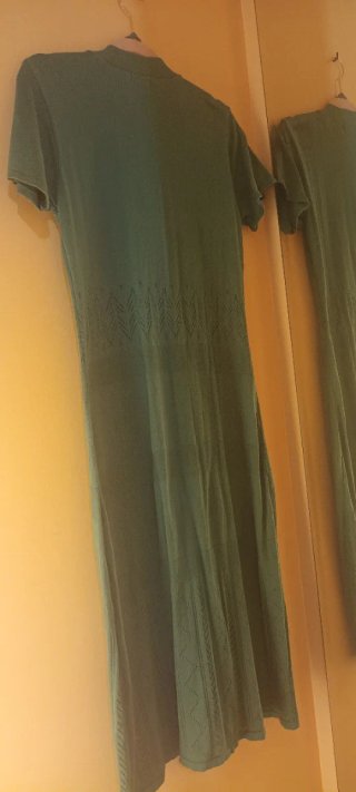 Vestido punto verde con botones