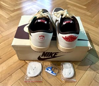 Zapatillas unisex, NUEVAS,  talla 43