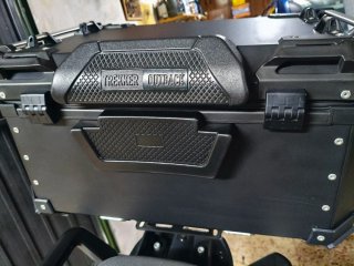 Maleta Moto 46L Negra