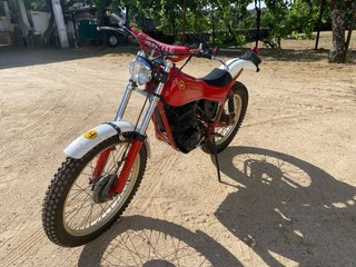 Montesa 349 Trial Roja y Blanca