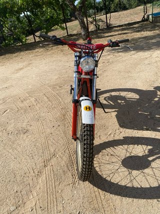 Montesa 349 Trial Roja y Blanca