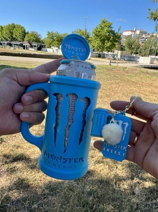 Copo Monster Energy Roxo