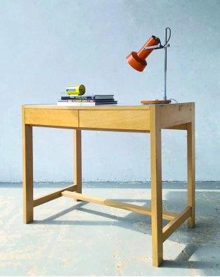 Escritorio de haya y formica. Vintage, 80s.