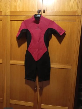 Tabla de surf amarilla
