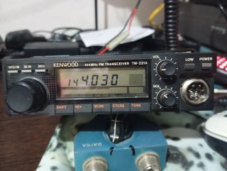 Kenwood TM-221A Transceptor FM 144MHz