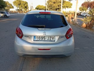 Peugeot 208 2017
