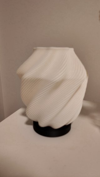 Luminária de mesa design moderno