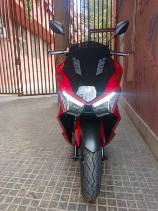 Moto Sym Jet X 125 Roja y Negra
