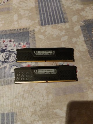 2x32GB DDR5 5200MHz Corsair Vengeance RAM