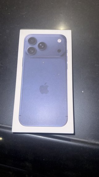 iPhone 17 Pro Max Azul