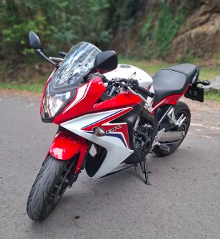 Honda CBR 650 F 2017 Roja y Blanca