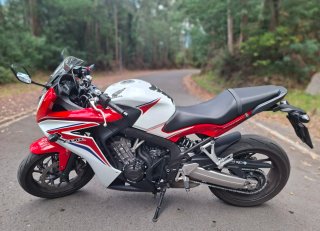 Honda CBR 650 F 2017 Roja y Blanca