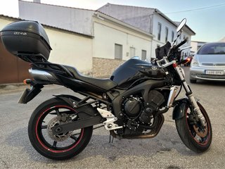 Moto Yamaha Negra Naked