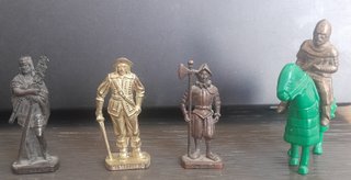 Lotto 16 Soldatini Metallo Kinder Vintage Anni 80