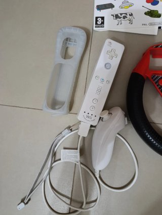 Nintendo Wii Console + Giochi e Accessori