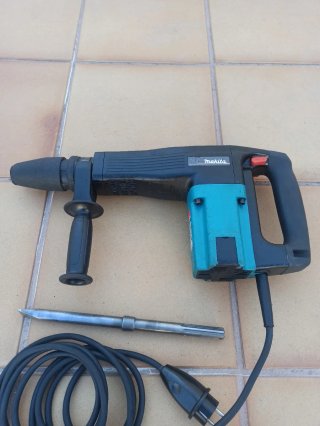 Martillo demoledor Makita HM 1100