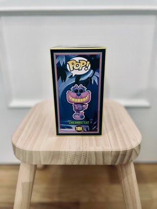 Funko Pop 1059 Cheshire Cat Blacklight Disney