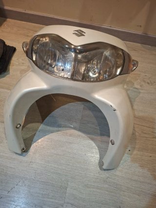 Frontal Suzuki Burgman 125/200 Blanco