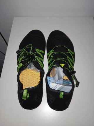 Escarpines Hombre Talla 44 Negro y Verde