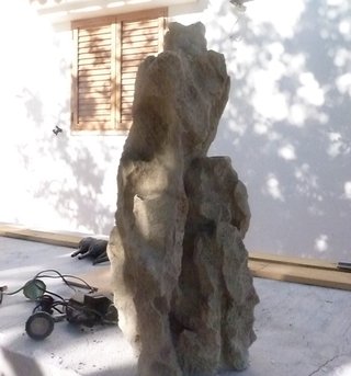 Fuente de imitación piedra para jardín