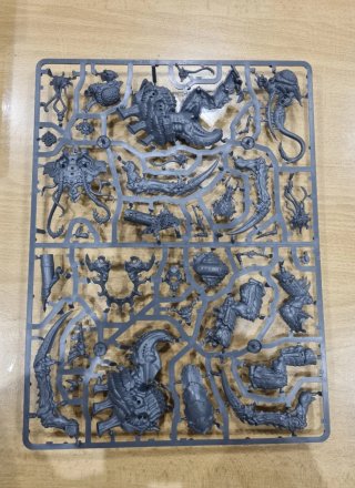 Caja Leviatán Tiranidos Warhammer 40K