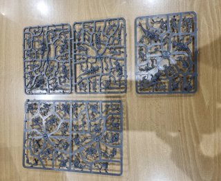Caja Leviatán Tiranidos Warhammer 40K