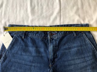 Camisa J&J XXL y Vaquero Cortefiel 46
