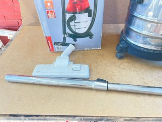 Aspirador Einhell TH-VC 1820 S