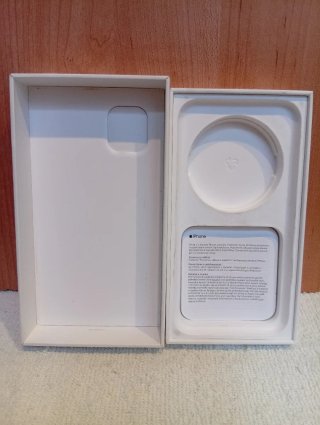 Caja IPHONE 11