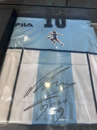 Maglietta Diego Maradona Firmata Icons.com