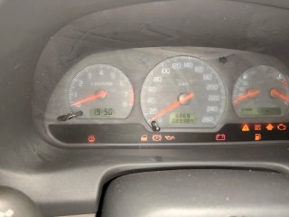 Volvo V40 2002