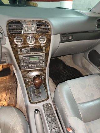 Volvo V40 2002