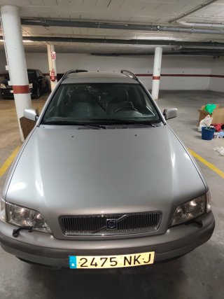 Volvo V40 2002