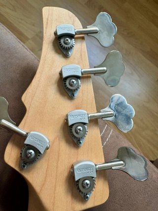 Nordstrand VJ5 Jazz Bass de gama alta