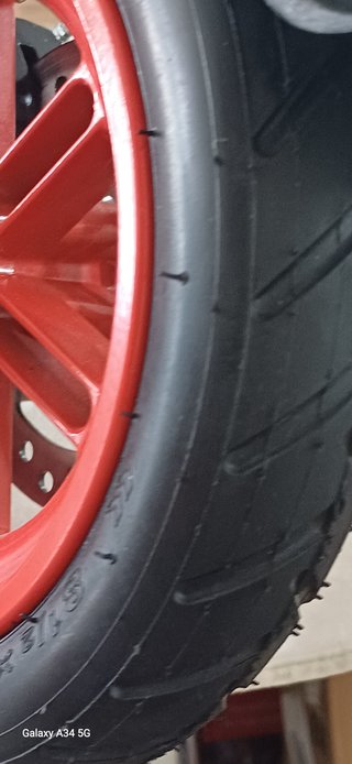 Patinete Eléctrico Aprilia eSRZ